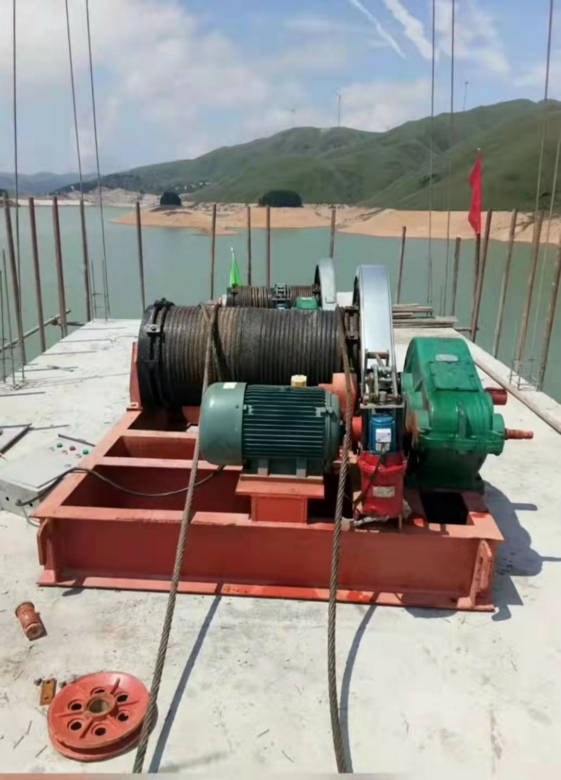 �Ƅ�(d��ng)ʽץ������