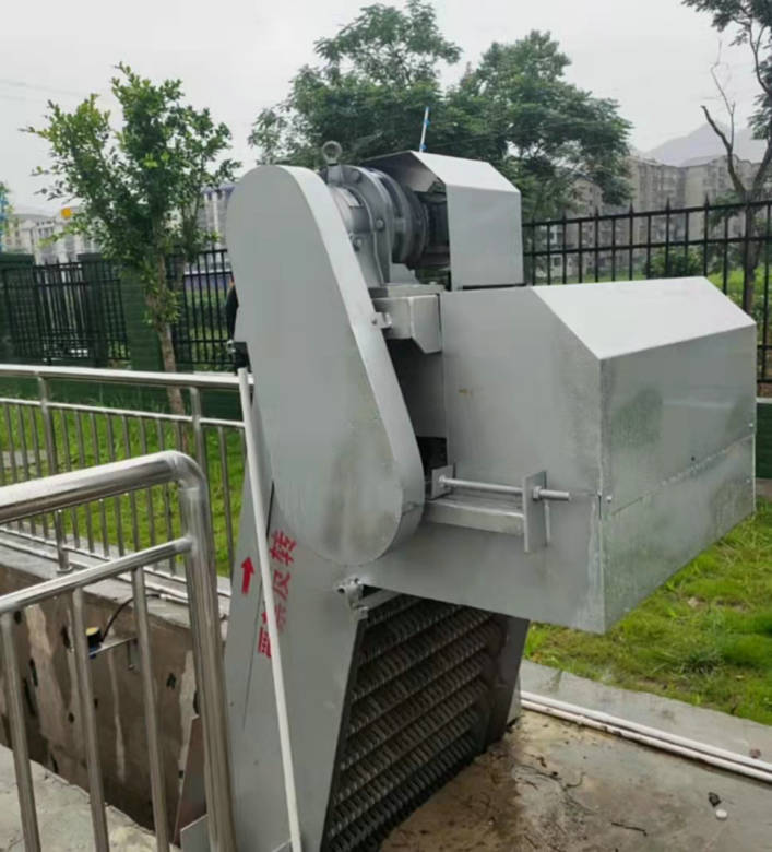 ���̰���